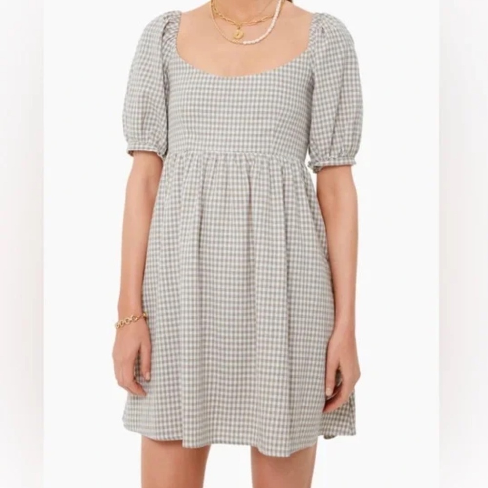 POMANDER PLACE
Beachwood Gingham Abigail Dress